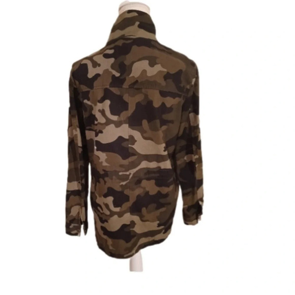 Camo military style jacket  womens size medium - Picture 2 of 5